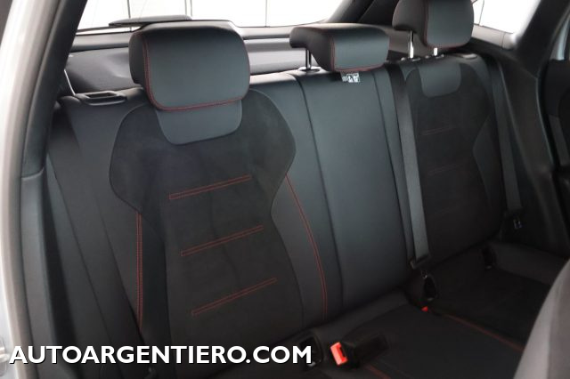 MERCEDES-BENZ GLA 180 usata, con Luci diurne