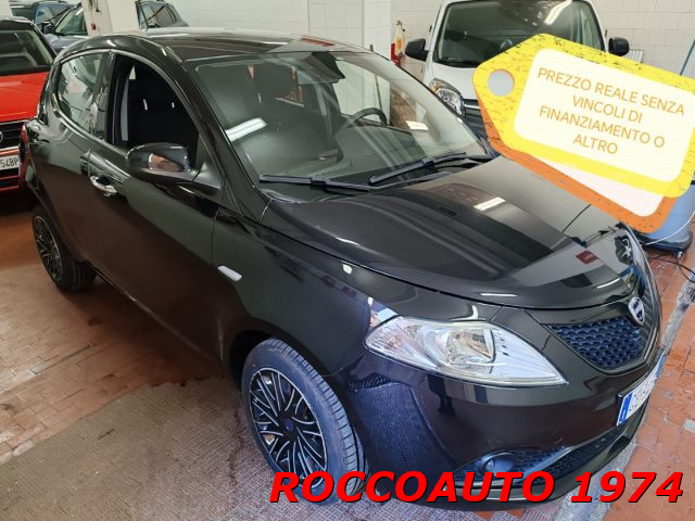 LANCIA Ypsilon usata, con ABS