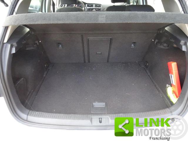 VOLKSWAGEN Golf usata, con Sistema di navigazione