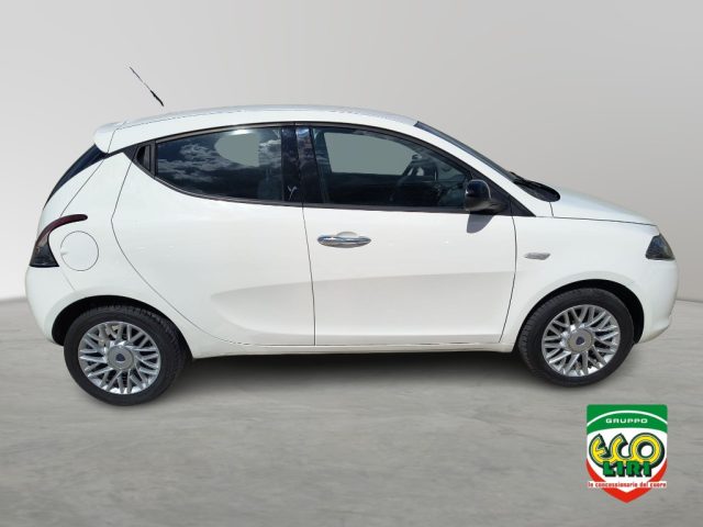LANCIA Ypsilon usata, con ESP