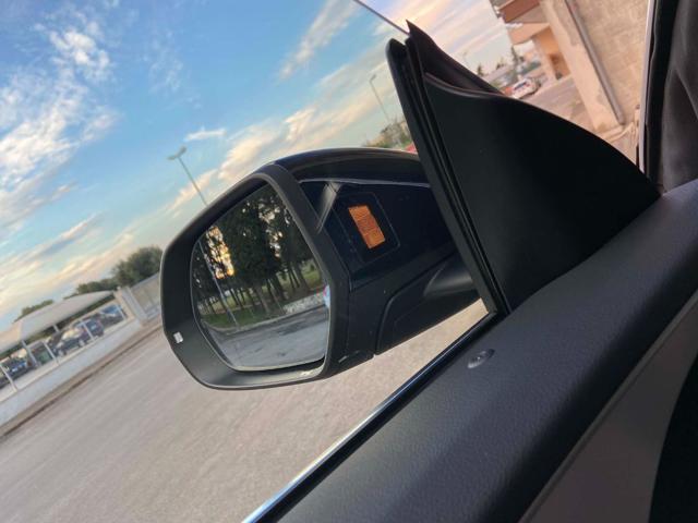 AUDI Q8 usata, con Isofix