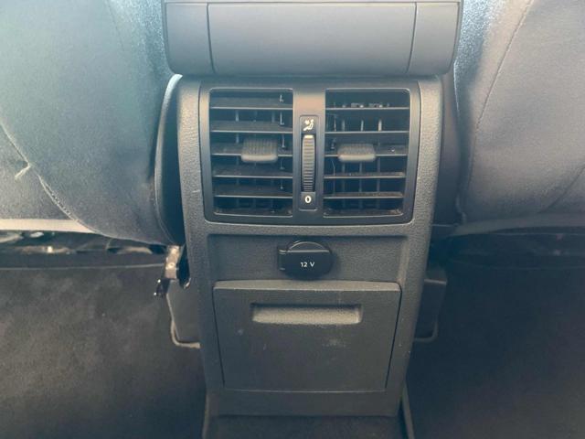 VOLKSWAGEN Touran usata 34