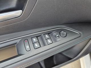 PEUGEOT 3008 usata 22