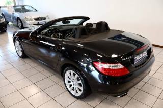 MERCEDES-BENZ SLK 200 usata, con Park Distance Control