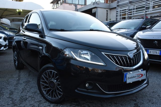 LANCIA Ypsilon usata, con Airbag
