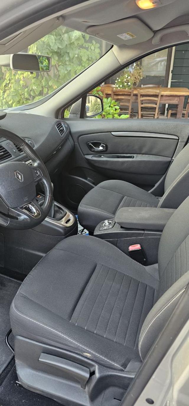 RENAULT Scenic usata, con Climatizzatore