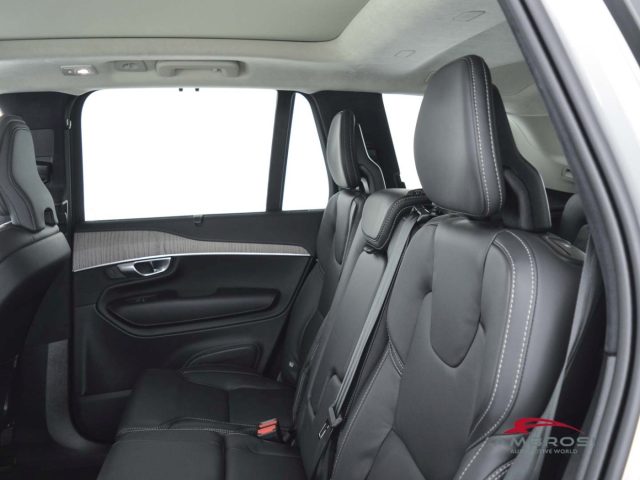 VOLVO XC90 usata 9