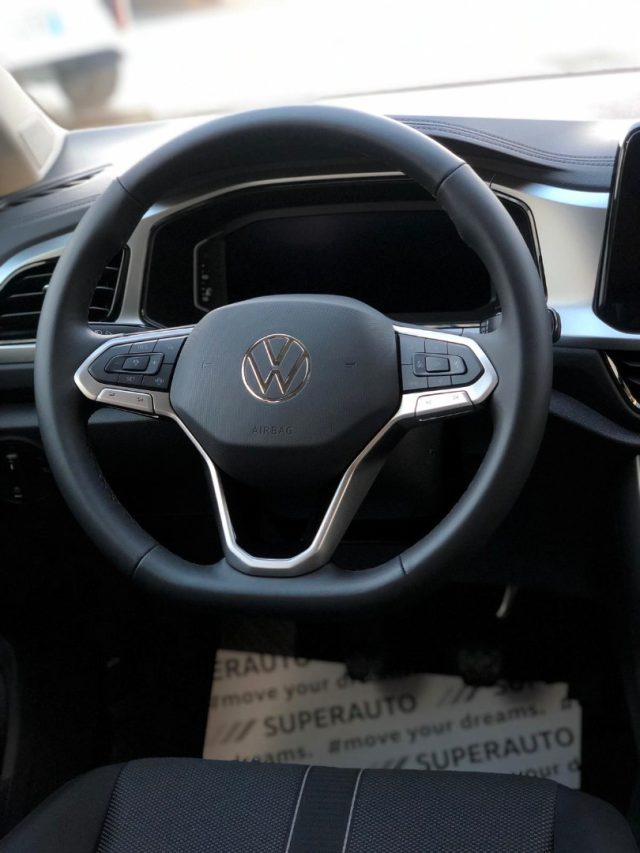 VOLKSWAGEN T-Roc usata, con Volante in pelle