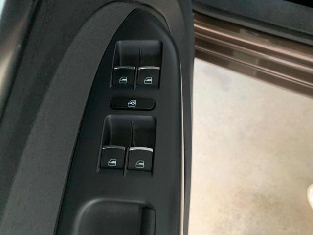 VOLKSWAGEN Touran usata 32