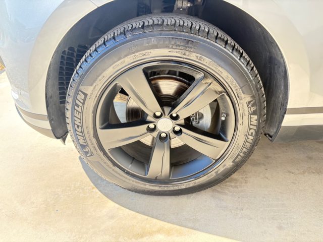 LAND ROVER Range Rover Velar usata, con Regolazione elettrica sedili