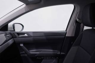VOLKSWAGEN Taigo usata, con Autoradio digitale