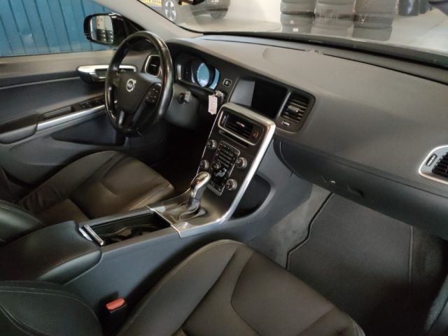 VOLVO V60 Cross Country usata, con Fendinebbia
