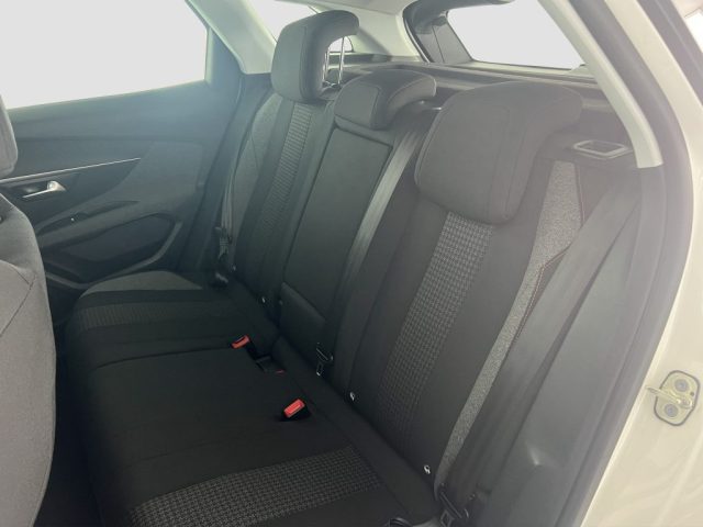 PEUGEOT 3008 usata 9