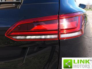 VOLKSWAGEN Touareg usata, con Cruise Control
