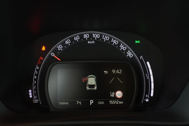 TOYOTA Aygo X usata 5