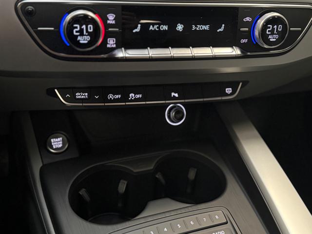 AUDI A4 usata, con USB