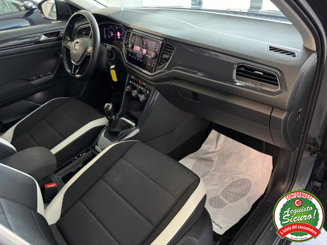 VOLKSWAGEN T-Roc usata, con Controllo automatico clima