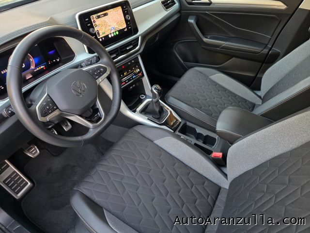 VOLKSWAGEN T-Roc usata, con Controllo automatico clima