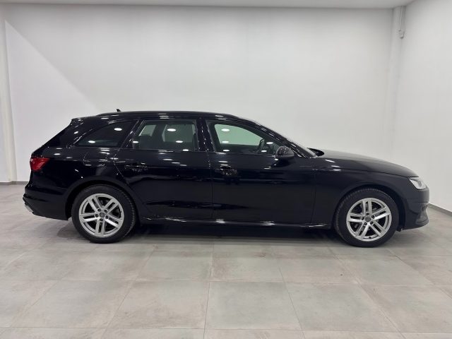 AUDI A4 usata, con Autoradio