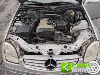 MERCEDES-BENZ SLK 200 usata, con Fari full-led
