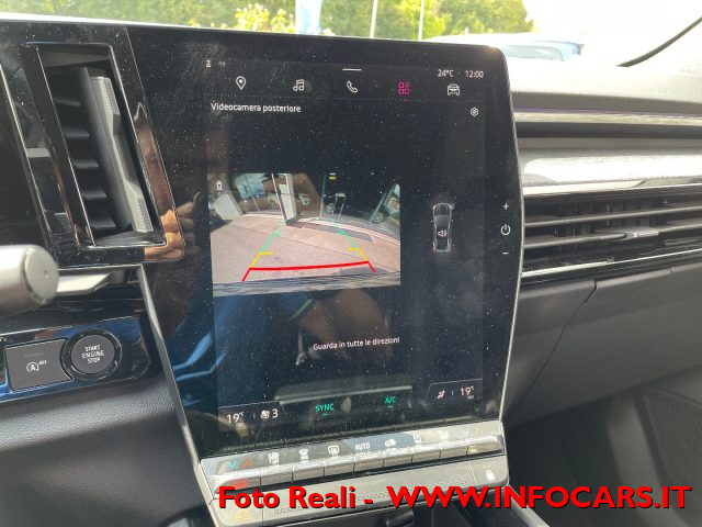 RENAULT Austral usata, con Park Distance Control