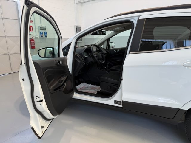 FORD EcoSport usata, con Sensori di parcheggio posteriori