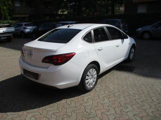 OPEL Astra usata, con Autoradio