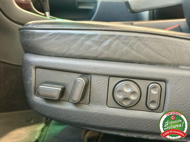 AUDI A8 usata, con Regolazione elettrica sedili