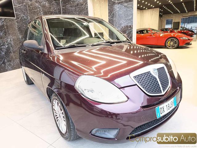 LANCIA Ypsilon usata, con Airbag