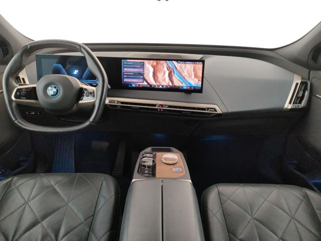 BMW iX usata, con Sedili riscaldati