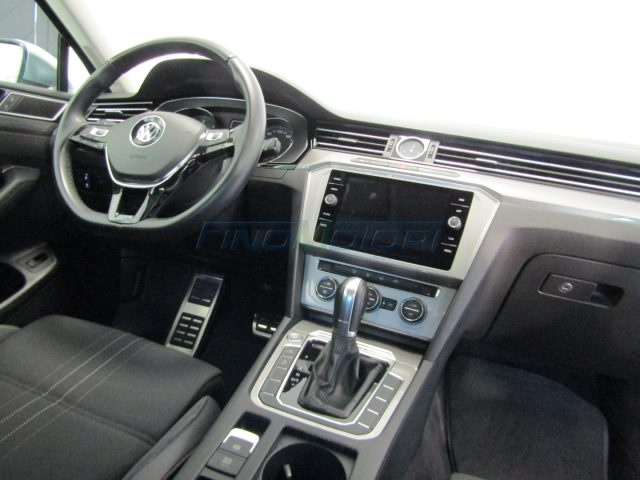 VOLKSWAGEN Passat Alltrack usata, con Autoradio