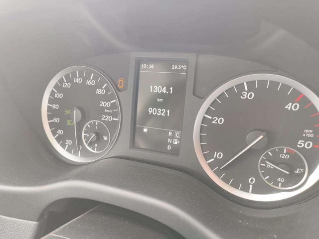 MERCEDES-BENZ Vito usata, con Servosterzo