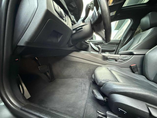 BMW 320 usata, con Park Distance Control