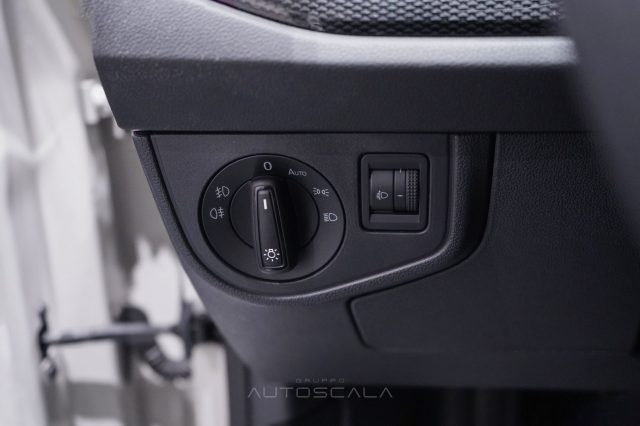 VOLKSWAGEN Taigo usata, con Servosterzo