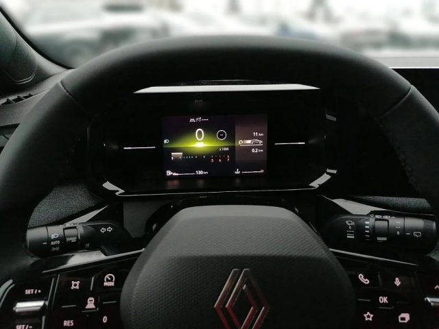 RENAULT Clio usata, con Autoradio
