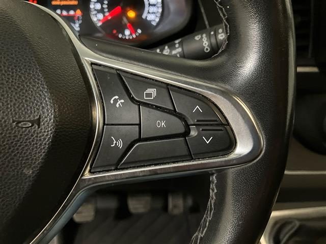 RENAULT Trafic usata, con Fari LED