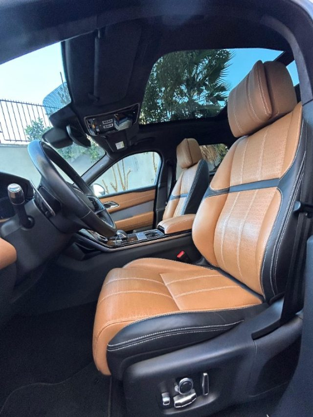 LAND ROVER Range Rover Velar usata, con Boardcomputer