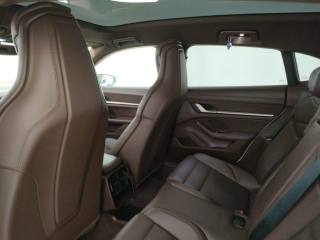 PORSCHE Taycan usata, con Interni in pelle