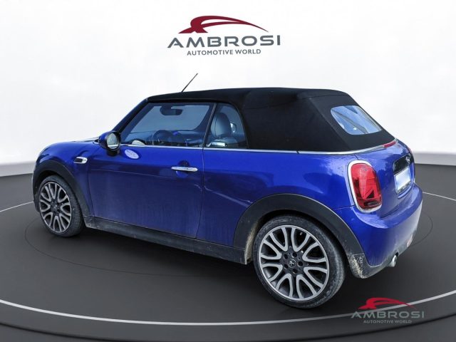 MINI Cabrio usata 3