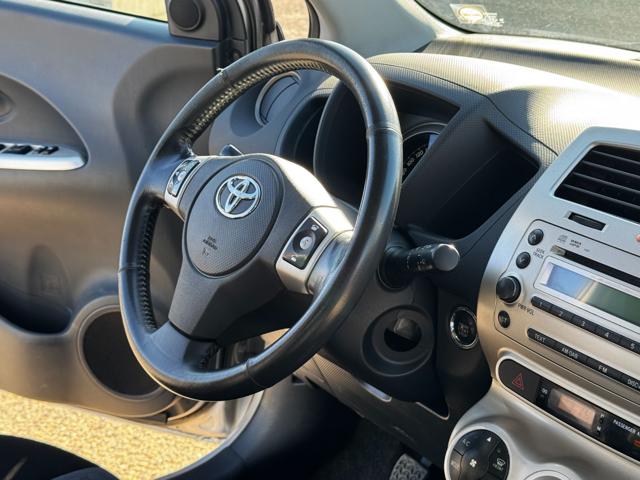 TOYOTA Urban Cruiser usata 25