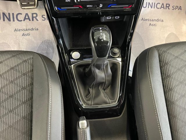 VOLKSWAGEN T-Cross usata, con Sedile posteriore sdoppiato