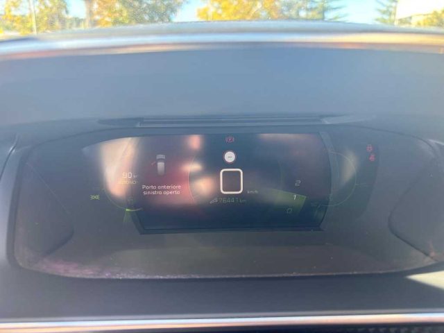 PEUGEOT 208 usata, con Sedile posteriore sdoppiato