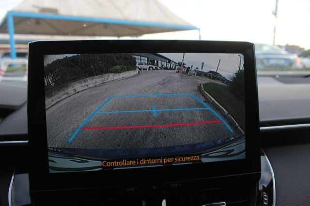 TOYOTA Corolla usata, con Bluetooth