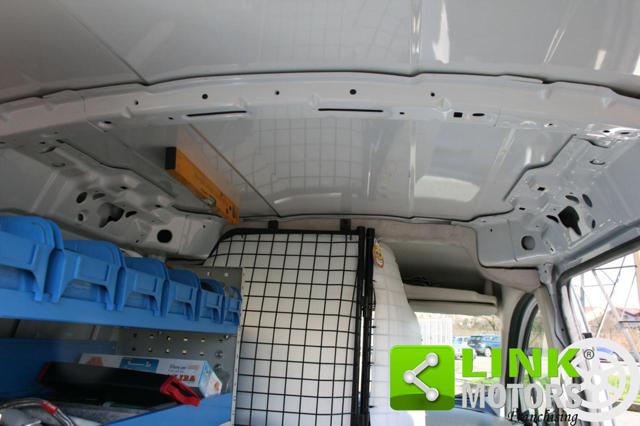 FORD Transit Courier usata, con Start/Stop Automatico