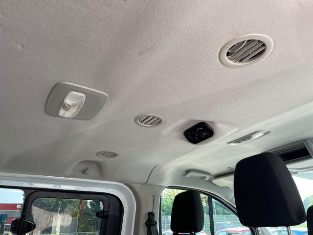 FORD Transit Custom usata, con Sensori di parcheggio posteriori