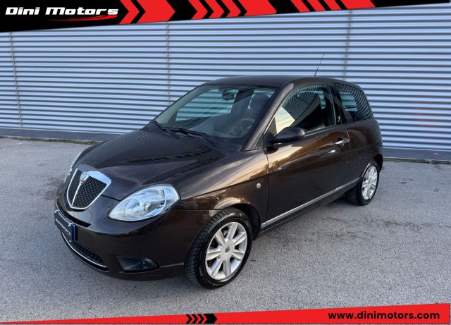 LANCIA Ypsilon usata, con ABS