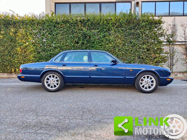 JAGUAR XJ8 usata 8
