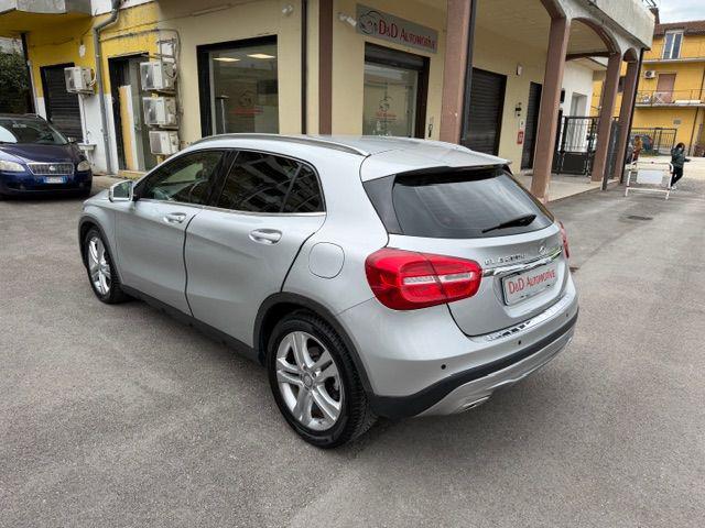 MERCEDES-BENZ GLA 200 usata, con Autoradio
