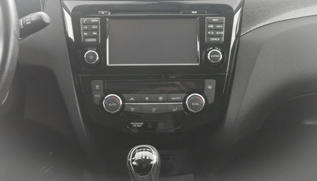 NISSAN X-Trail usata, con Climatizzatore automatico, 2 zone
