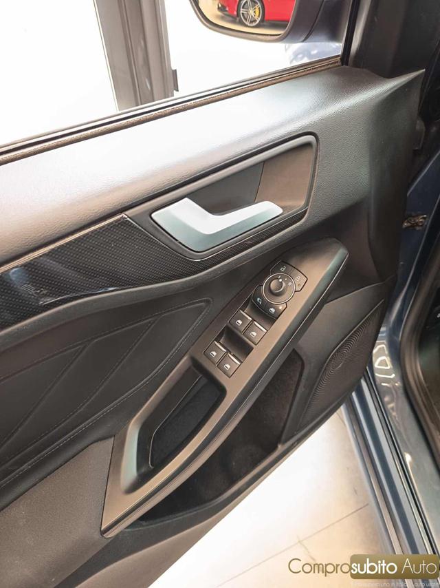 FORD Focus usata, con Servosterzo
